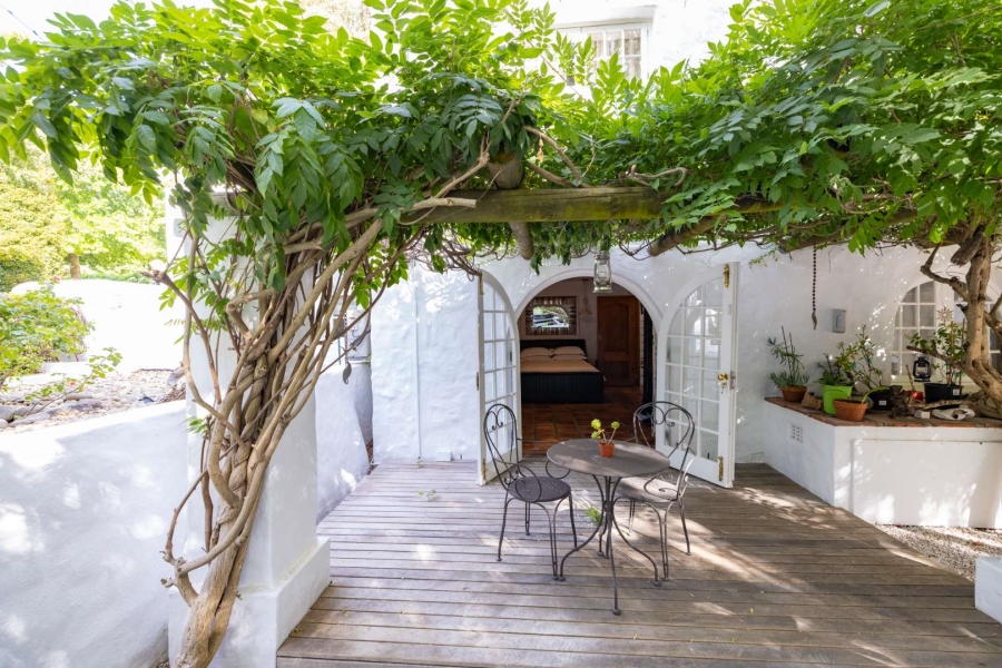 6 Bedroom Property for Sale in Klein Parys Western Cape